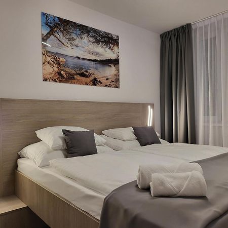 Hotel Crystal Košice Exteriör bild