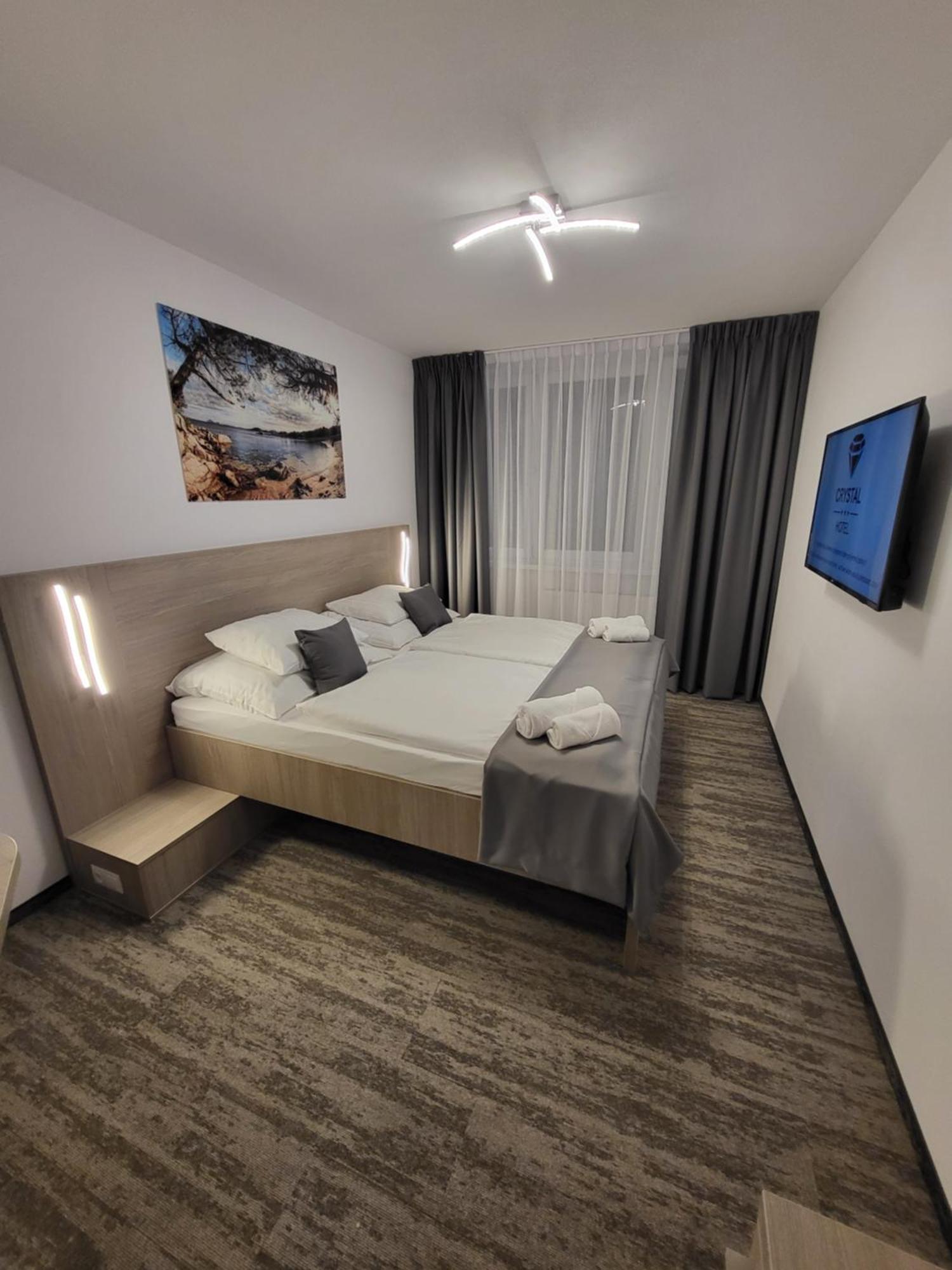 Hotel Crystal Košice Exteriör bild